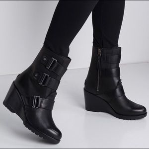 Sorel After Hours Leather  Black Wedge Bootie 9